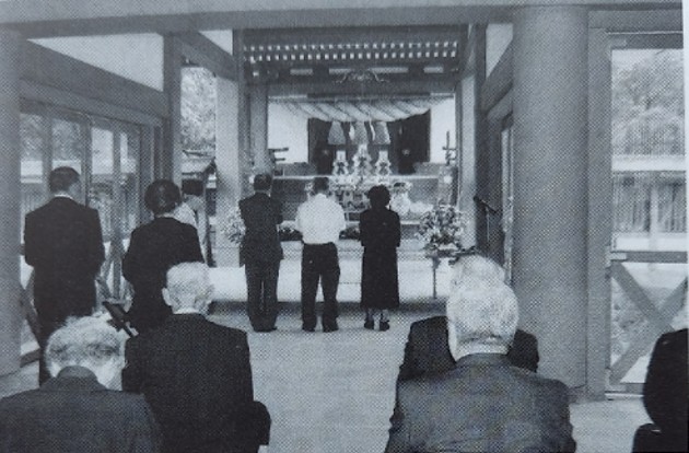 玉串奉奠