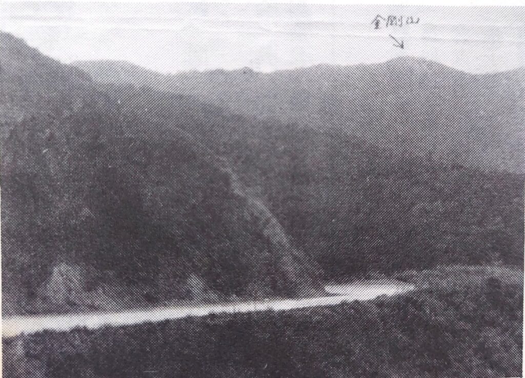 金剛山（バレテ峠より望む）