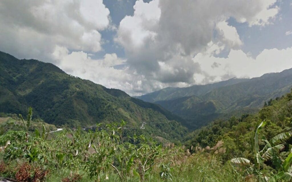 サラクサクの山々