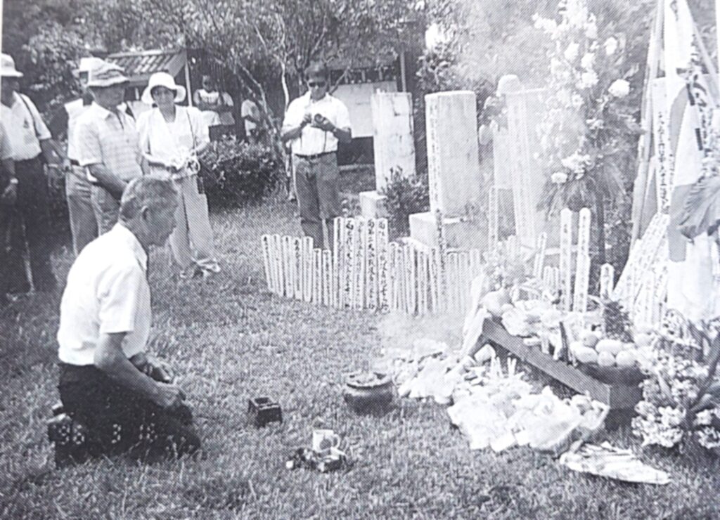 バグサハン 比島寺聯隊碑前