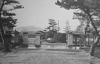 旧陸軍４０連隊官舎（鳥取市立川）